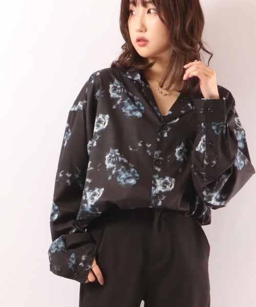 SUGGESTION（サジェッション）の「SUGGESTION 古着風ヴィンテージ 総柄開襟 とろみ ビッグシャツ（シャツ/ブラウス・メンズ・ホワイト/ブラック/ブルー/ブラック×ホワイト/ブラック×ブルー・M/L）」の4枚目の写真