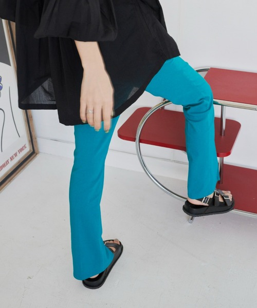 Auntie Rosa Holiday（アンティローザホリデー）の「ストレッチセンタースリットスラックス / サイズ展開あり（スラックス・レディース・ブラック/グリーン/オレンジ/ダークグリーン/ピンク・SMALL/MEDIUM）」の16枚目の写真