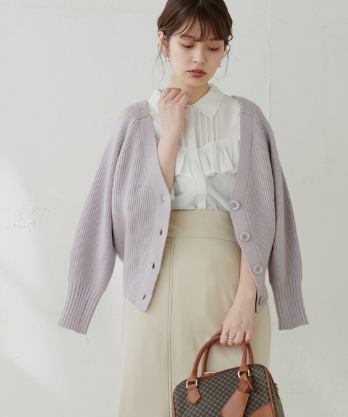 natural couture(ナチュラルクチュール)の「【WEB限定】ピンタック×フリルデザインブラウス(シャツ/ブラウス・レディース・オフホワイト/ブラック/サックスブルー/グレイッシュベージュ/ストライプ・FREE)」の9枚目の写真