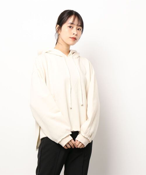 STYLEBLOCK(スタイルブロック)の「裏起毛カットオフフーディー(パーカー・レディース・グレイッシュベージュ/クリーム/ブルー/ブラック・M)」の7枚目の写真