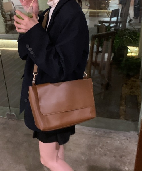 yuue' ( wear )（ユーイ）の「2way レザーショルダーバッツ / トートバッグ（トートバッグ・レディース・ブラック/ブラウン・FREE）」の6枚目の写真