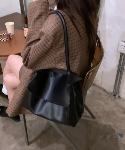 yuue' ( wear )（ユーイ）の「2way レザーショルダーバッツ / トートバッグ（トートバッグ・レディース・ブラック/ブラウン・FREE）」の14枚目の写真