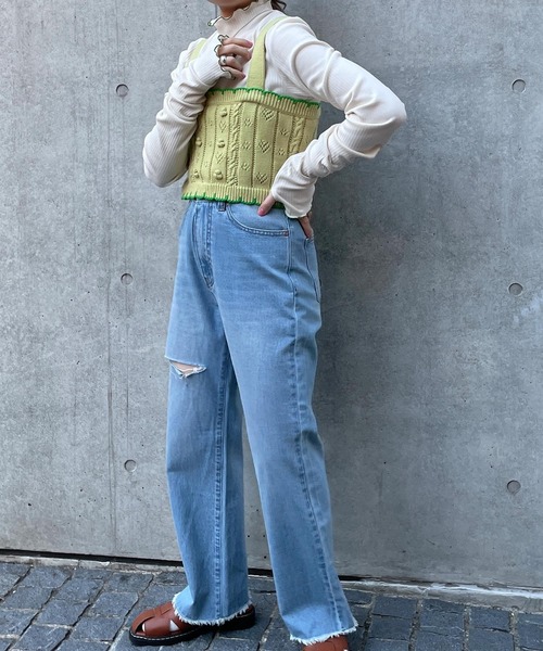 w closet(ダブルクローゼット)の「ポプコン付きスカラップ配色ビスチェ(ニット/セーター・レディース・オフホワイト/ライム・FREE)」の18枚目の写真