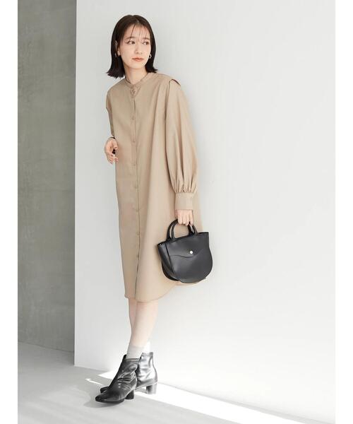 Green　Parks（グリーンパークス）の「ビエラ肩タックワンピース＊＊（ワンピース・レディース・ベージュ/サックスブルー・FREE）」の3枚目の写真