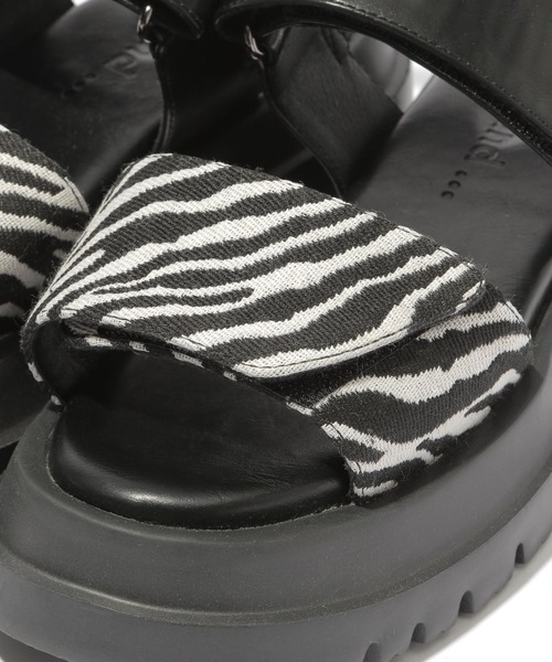 niko and...（ニコアンド）の「オリジナルボリュームサンダル（サンダル・レディース・ブラック/アイボリー/その他1・SMALL/MEDIUM/LARGE）」の13枚目の写真