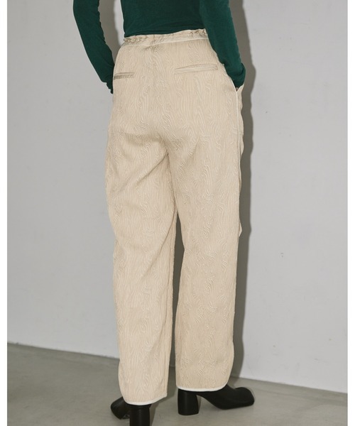 TODAYFUL（トゥデイフル）の「ジャガードカーゴパンツ（その他パンツ・レディース・ブラック/クリーム・36inch/38inch）」の4枚目の写真