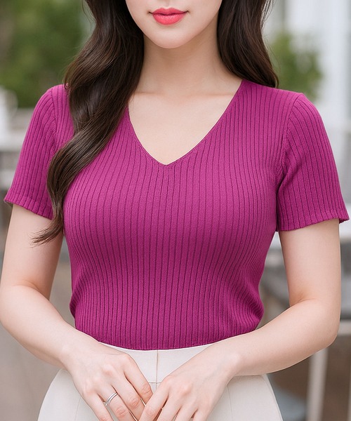 Julia Boutique（ジュリアブティック）の「Vネック・パーソナルカラー半袖ニットトップス/22150（ニット/セーター・レディース・ピンク/マスタード/ネイビー/ライトブルー/カーキ/ラベンダー/パープル/アイボリー/レッド/ブラウン/グリーン/ホワイト/ライトグリーン/ブルー/ブラック/イエロー/ベージュ/パープル系/オレンジ/ピンク系・ONE）」の15枚目の写真