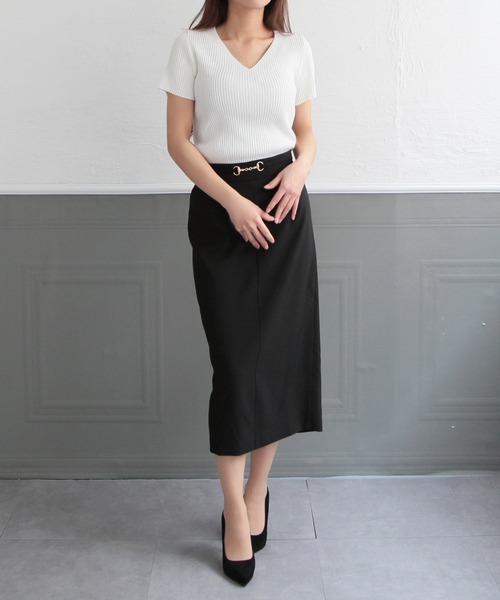 Julia Boutique（ジュリアブティック）の「Vネック・パーソナルカラー半袖ニットトップス/22150（ニット/セーター・レディース・ピンク/マスタード/ネイビー/ライトブルー/カーキ/ラベンダー/パープル/アイボリー/レッド/ブラウン/グリーン/ホワイト/ライトグリーン/ブルー/ブラック/イエロー/ベージュ/パープル系/オレンジ/ピンク系・ONE）」の21枚目の写真