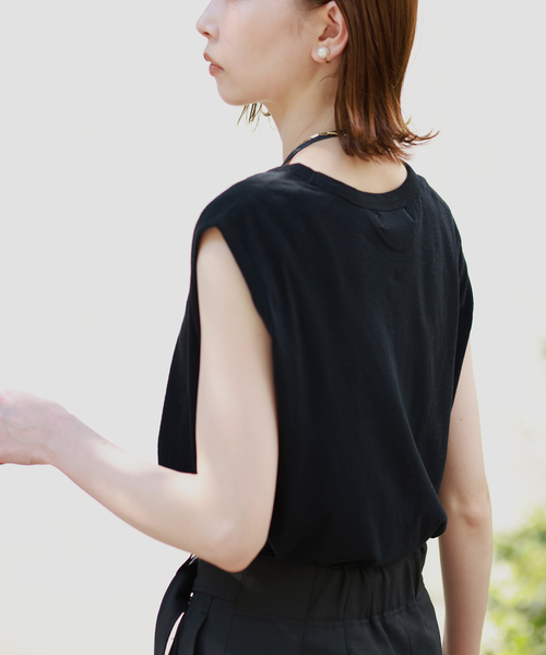 SLOBE IENA(スローブイエナ)の「ハイスピン天竺タンク(タンクトップ・レディース・ホワイト/ブラック/ブラウン/オレンジ/ブルー系その他・FREE)」の18枚目の写真