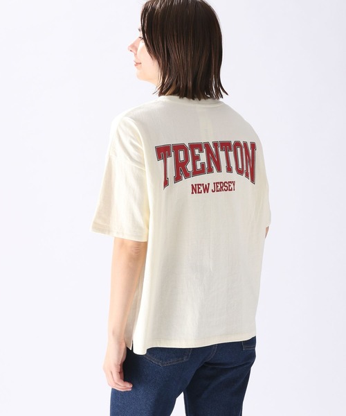 niko and...(ニコアンド)の「カレッジロゴワイドTシャツ(Tシャツ/カットソー・レディース・ピンク/クリーム/ナチュラル/チャコール/オフホワイト/レッド/グリーン・MEDIUM/LARGE)」の10枚目の写真