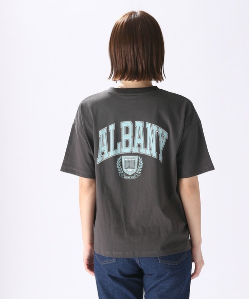 niko and...(ニコアンド)の「カレッジロゴワイドTシャツ(Tシャツ/カットソー・レディース・ピンク/クリーム/ナチュラル/チャコール/オフホワイト/レッド/グリーン・MEDIUM/LARGE)」の13枚目の写真