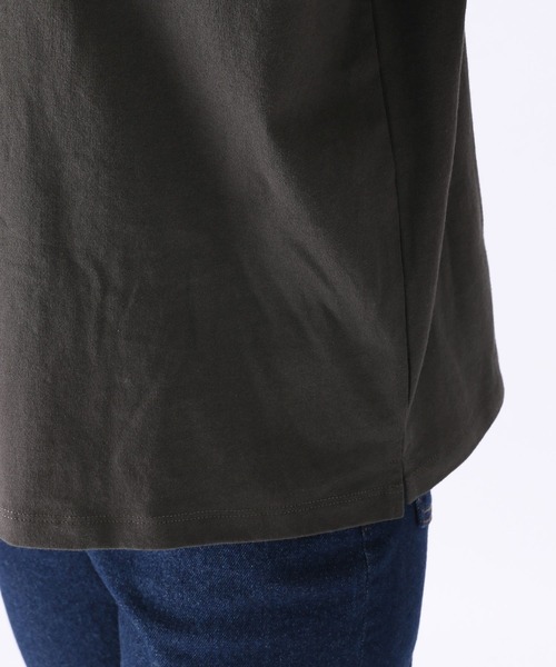 niko and...(ニコアンド)の「カレッジロゴワイドTシャツ(Tシャツ/カットソー・レディース・ピンク/クリーム/ナチュラル/チャコール/オフホワイト/レッド/グリーン・MEDIUM/LARGE)」の16枚目の写真