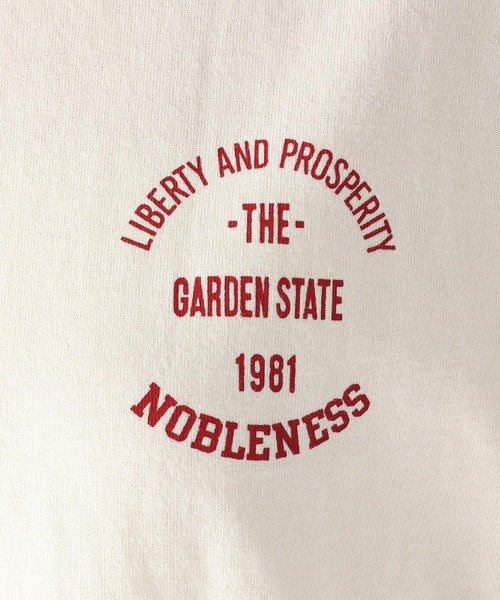 niko and...(ニコアンド)の「カレッジロゴワイドTシャツ(Tシャツ/カットソー・レディース・ピンク/クリーム/ナチュラル/チャコール/オフホワイト/レッド/グリーン・MEDIUM/LARGE)」の20枚目の写真