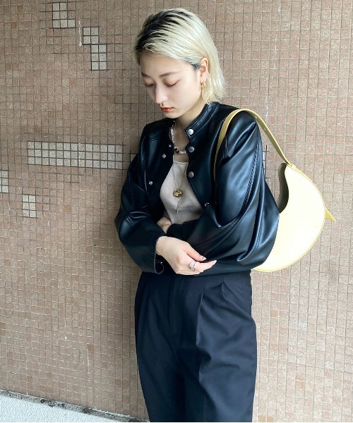 ameri アメリROUND SHORT FAKE LEATHER JACKET Ameri ROUND SHORT FAKE LEATHER JACKET