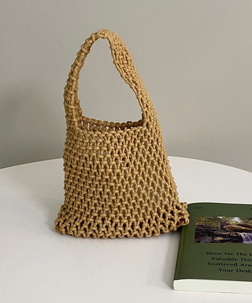 aimoha（アイモハ）の「編みハンドバッグ（ハンドバッグ・レディース・ホワイト/ブラック/ベージュ/グリーン/ブルー/イエロー/イエロー系その他2・FREE）」の4枚目の写真