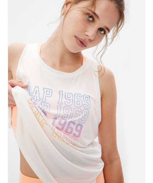 GAP(ギャップ)の「GapFit GAPロゴ マッスルタンクトップ(Tシャツ/カットソー・レディース・ホワイト系その他・S/M/L/XS/XXS)」の6枚目の写真