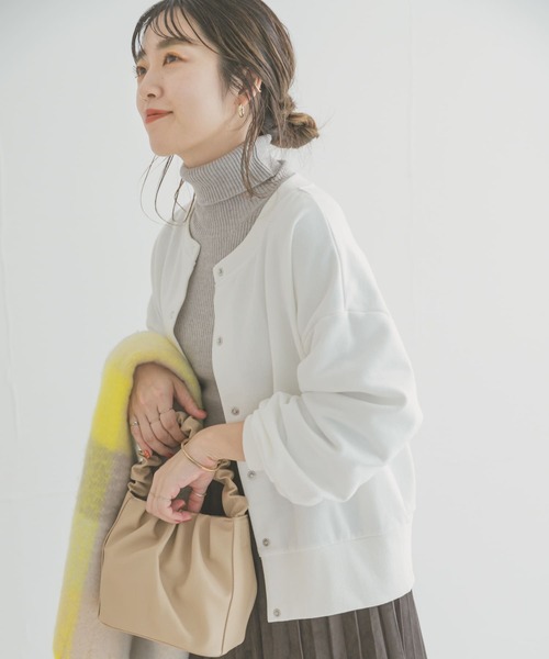 ITEMS URBANRESEARCH（アイテムズ アーバンリサーチ）の「2WAYプルオーバー（カーディガン/ボレロ・レディース・ホワイト/ブラック/オレンジ/ブルー・FREE）」の2枚目の写真