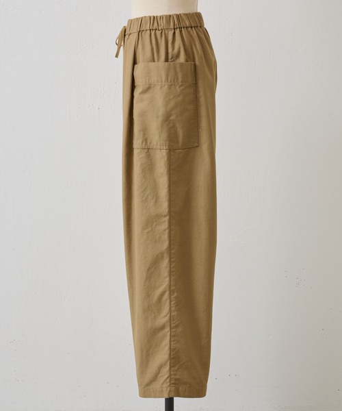 BEARDSLEY(ビアズリー)の「ポケットパンツ:ウエスト総ゴム 履き心地◎小柄・ぽっちゃり(その他パンツ・レディース・ブラック/キャメル・FREE)」の12枚目の写真
