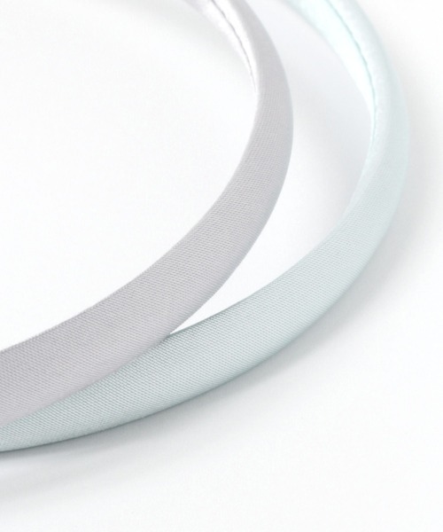 repipi armario（レピピ アルマリオ）の「サテンホソカチューシャ（カチューシャ・キッズ・ブラック/グレー/グリーン・FREE）」の7枚目の写真