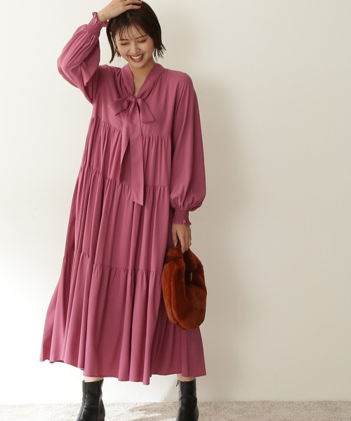 N.(N. Natural Beauty Basic)(エヌエヌナチュラルビューティーベーシック)の「【松井愛莉さん着用】◆前後2WAYリボンタイティアードワンピース(ワンピース・レディース・ブラック/ピンク/グリーン・MEDIUM)」の3枚目の写真