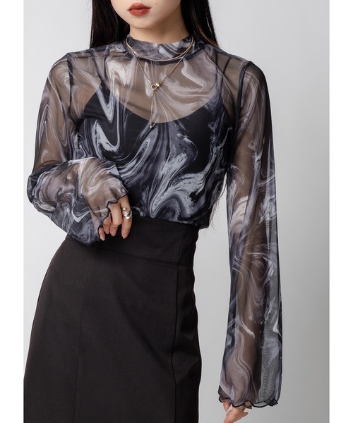 Adoon plain（アドーンプレーン）の「フレアスリーブシアートップス（シャツ/ブラウス・レディース・ブラック/ブルー/ブラック系その他・FREE）」の10枚目の写真