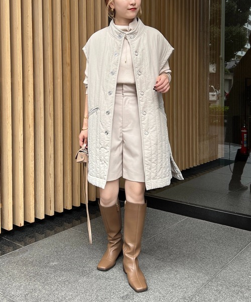 CAPRICIEUX LE'MAGE(カプリシューレマージュ)の「キルトベスト(ダウンベスト・レディース・ホワイト/グレイッシュベージュ・FREE)」の4枚目の写真