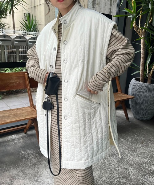 CAPRICIEUX LE'MAGE(カプリシューレマージュ)の「キルトベスト(ダウンベスト・レディース・ホワイト/グレイッシュベージュ・FREE)」の13枚目の写真