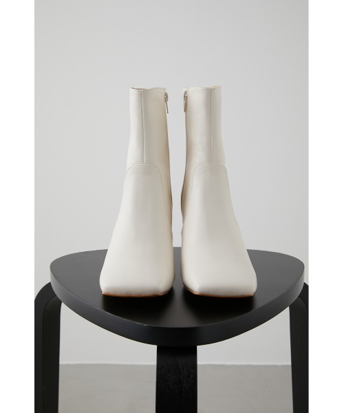 AZUL by moussy(アズールバイマウジー)の「PLAIN SQUARE TOE BOOTS/プレーンスクエアトゥブーツ(ブーツ・レディース・ブラック/アイボリー・LARGE/MEDIUM/SMALL/LL)」の13枚目の写真