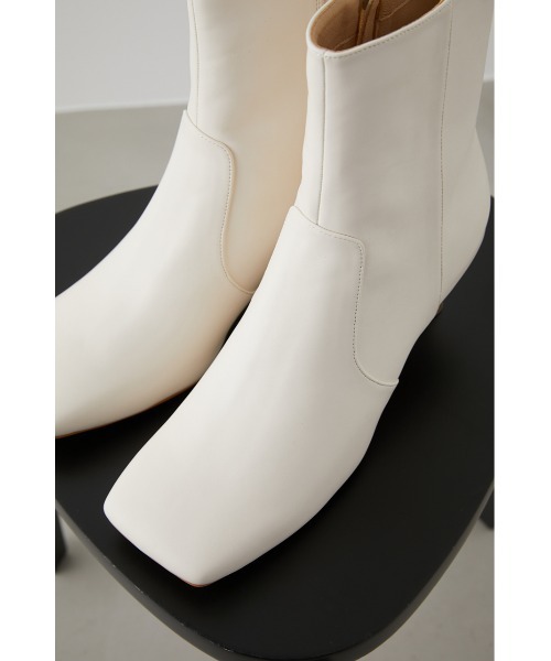 AZUL by moussy(アズールバイマウジー)の「PLAIN SQUARE TOE BOOTS/プレーンスクエアトゥブーツ(ブーツ・レディース・ブラック/アイボリー・LARGE/MEDIUM/SMALL/LL)」の14枚目の写真