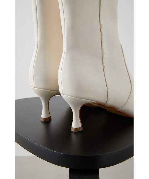 AZUL by moussy(アズールバイマウジー)の「PLAIN SQUARE TOE BOOTS/プレーンスクエアトゥブーツ(ブーツ・レディース・ブラック/アイボリー・LARGE/MEDIUM/SMALL/LL)」の15枚目の写真