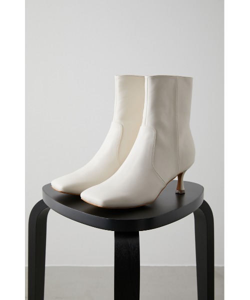 AZUL by moussy(アズールバイマウジー)の「PLAIN SQUARE TOE BOOTS/プレーンスクエアトゥブーツ(ブーツ・レディース・ブラック/アイボリー・LARGE/MEDIUM/SMALL/LL)」の20枚目の写真