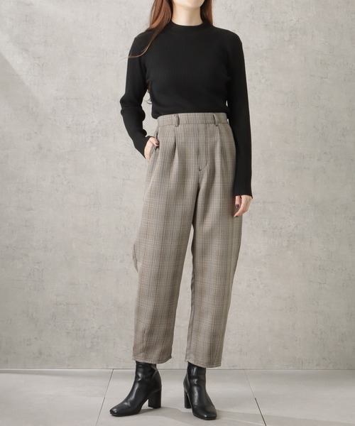 NAVY(ネイビー)の「バックゴムチェックスラウチパンツ(その他パンツ・レディース・ベージュ/グレー/ブラック・M/L)」の15枚目の写真
