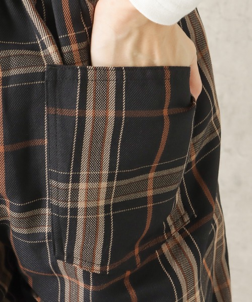 NAVY(ネイビー)の「バックゴムチェックスラウチパンツ(その他パンツ・レディース・ベージュ/グレー/ブラック・M/L)」の11枚目の写真