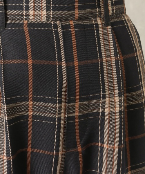 NAVY(ネイビー)の「バックゴムチェックスラウチパンツ(その他パンツ・レディース・ベージュ/グレー/ブラック・M/L)」の13枚目の写真