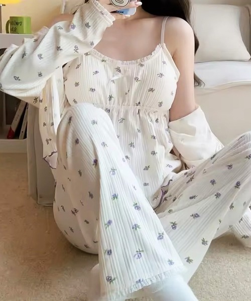 ammy.(エイミードット)の「【 ammy. / エイミードット 】 小花柄 4点セット ルームウェア / キャミソール トップス 半ズボン 長ズボン(ルームウェア/パジャマ・レディース・B/A/ブルー/ピンク/パープル・LARGE/MEDIUM)」の20枚目の写真