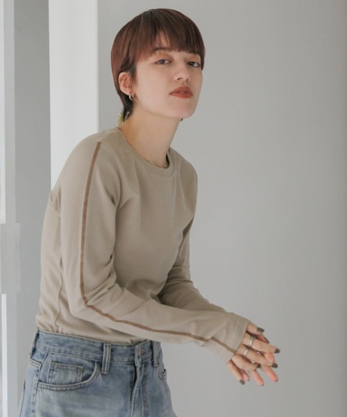 select MOCA(セレクトモカ)の「オーバーロックデザインカットソー(Tシャツ/カットソー・レディース・アイボリー/ブラック/グレイッシュベージュ・FREE)」の20枚目の写真