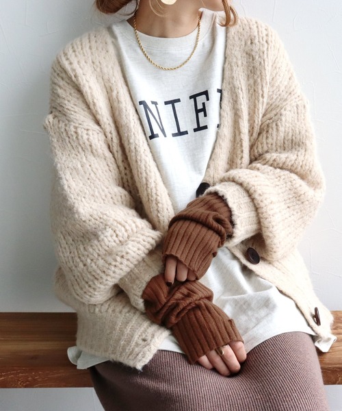 reca（レカ）の「リブニットアームウォーマー（アームカバー・レディース・アイボリー/トップグレー/グリーン/グレイッシュベージュ/ブラウン/ブラック・FREE）」の15枚目の写真