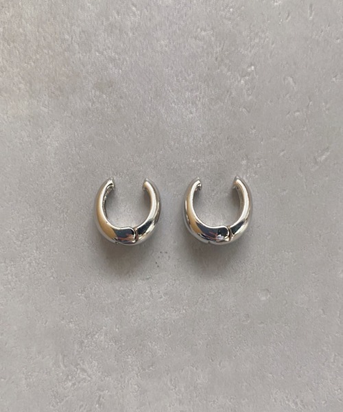 amelie 23点クリップイヤリング ガラスパールイヤリング（イヤリング/イヤーカフ） | OPAQUE