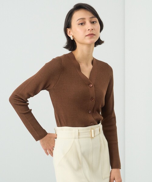 ANAYI ウールシルクリブVネック カーディガン 38 ANAYI ウールシルクリブVネック カーディガン 38 ウールシルクリブV
