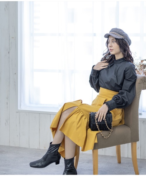 clear(クリア)の「フリルデザインブラウス≪2022AW新作≫(シャツ/ブラウス・レディース・イエロー/ブラック/オフホワイト・F)」の4枚目の写真