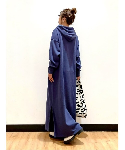 HONEYSUCKLE ROSE（ハニーサックルローズ）の「【HONEYSUCKLE ROSE】MOCOMOCOワンピース（ワンピース・レディース・ブルー/ブラック・M/L）」の13枚目の写真