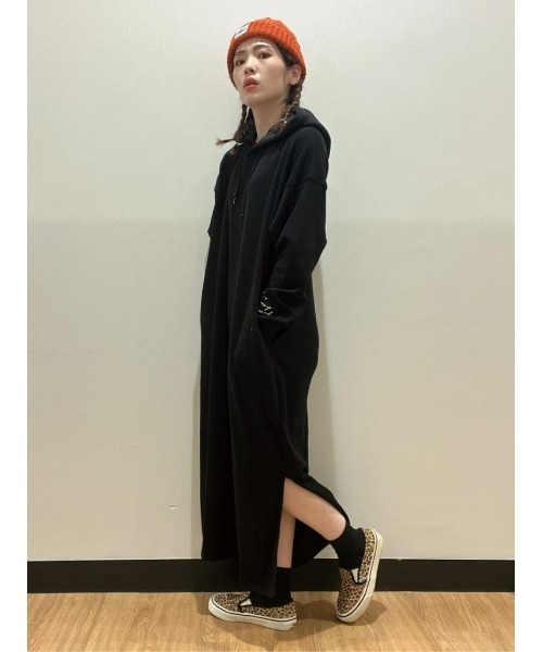 HONEYSUCKLE ROSE（ハニーサックルローズ）の「【HONEYSUCKLE ROSE】MOCOMOCOワンピース（ワンピース・レディース・ブルー/ブラック・M/L）」の5枚目の写真