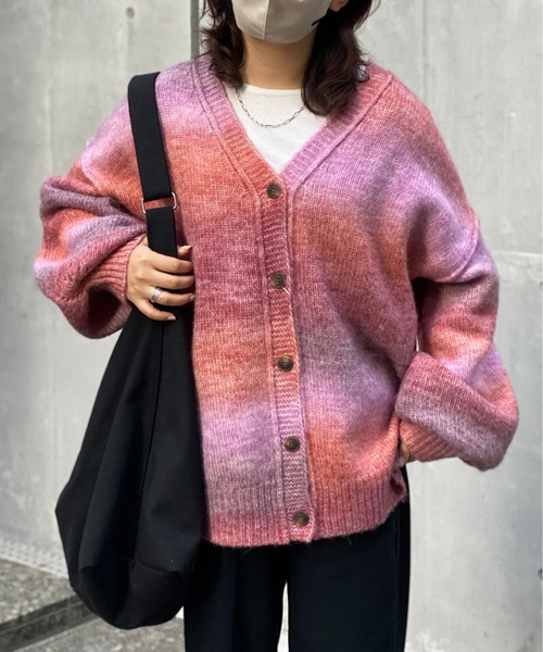 CPCM（シーピーシーエム）の「グラデーションBIGニットカーディガン（カーディガン/ボレロ・レディース・グリーン系その他/パープル/マスタード/グリーン・FREE）」の4枚目の写真