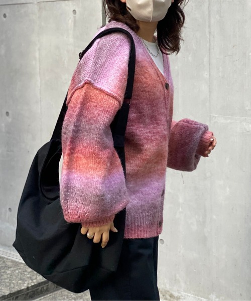 CPCM（シーピーシーエム）の「グラデーションBIGニットカーディガン（カーディガン/ボレロ・レディース・グリーン系その他/パープル/マスタード/グリーン・FREE）」の14枚目の写真