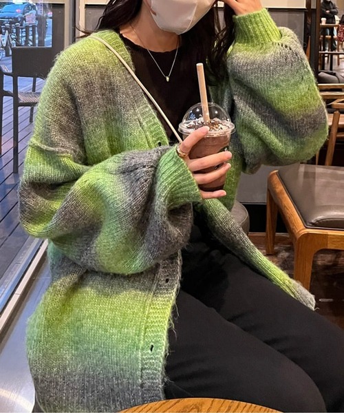 CPCM（シーピーシーエム）の「グラデーションBIGニットカーディガン（カーディガン/ボレロ・レディース・グリーン系その他/パープル/マスタード/グリーン・FREE）」の5枚目の写真