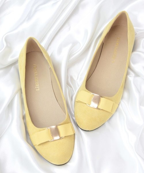 LibertyDoll（リバティードール）の「フラットリボンパンプス（パンプス・レディース・アイボリー/グレー/ブラック/ダークブラウン/ベージュ/ブラック系その他/ネイビー/モスグリーン/オレンジ/レッド/マスタード/ゴールド系1/シルバー系1・S/SS/3L/L/M/LL）」の9枚目の写真
