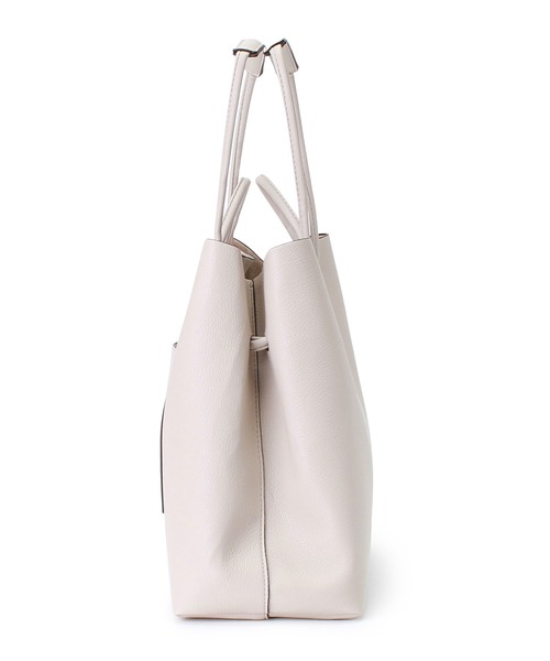 LUGG NAGG(ラグナグ)の「【adottona/アドット】シンプル変形トートバッグ【軽量】(トートバッグ・レディース・ブラック/オフホワイト/ベージュ・FREE)」の7枚目の写真