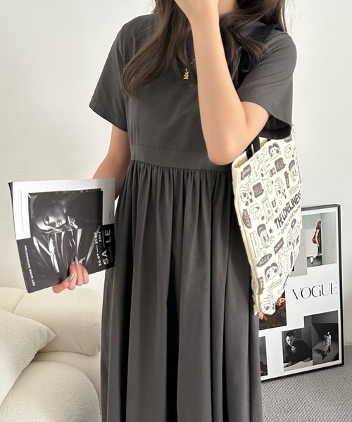 ECLIN（エクラン）の「コットンマキシ丈ハイウエスト切替ギャザーワンピース（ワンピース・レディース・チャコールグレー/ライトグレー/ネイビー/ブルー・FREE）」の2枚目の写真