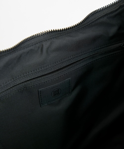 yorozu(ヨロズ)の「EX. Kirihana Shoulder Limonta/Weinheimer Leder(ショルダーバッグ・メンズ・ブラック・FREE)」の7枚目の写真