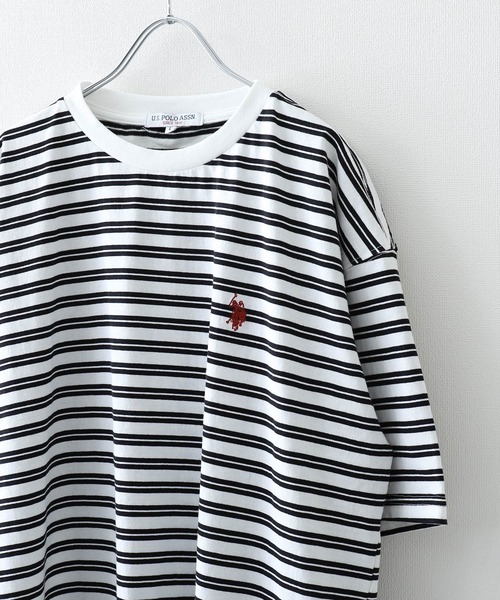 U.S. POLO ASSN.(ユーエスポロアッスン)の「【U.S. POLO ASSN.】 天竺 先染め ハーフスリーブ ワンポイント 刺繍 ボーダー Tシャツ(Tシャツ/カットソー・レディース・ホワイト系/ホワイト×グリーン/ホワイト×ブルー/ホワイト×ブラック/ホワイト×グレー/ブラック×ホワイト・MEDIUM/LARGE/X-LARGE)」の4枚目の写真